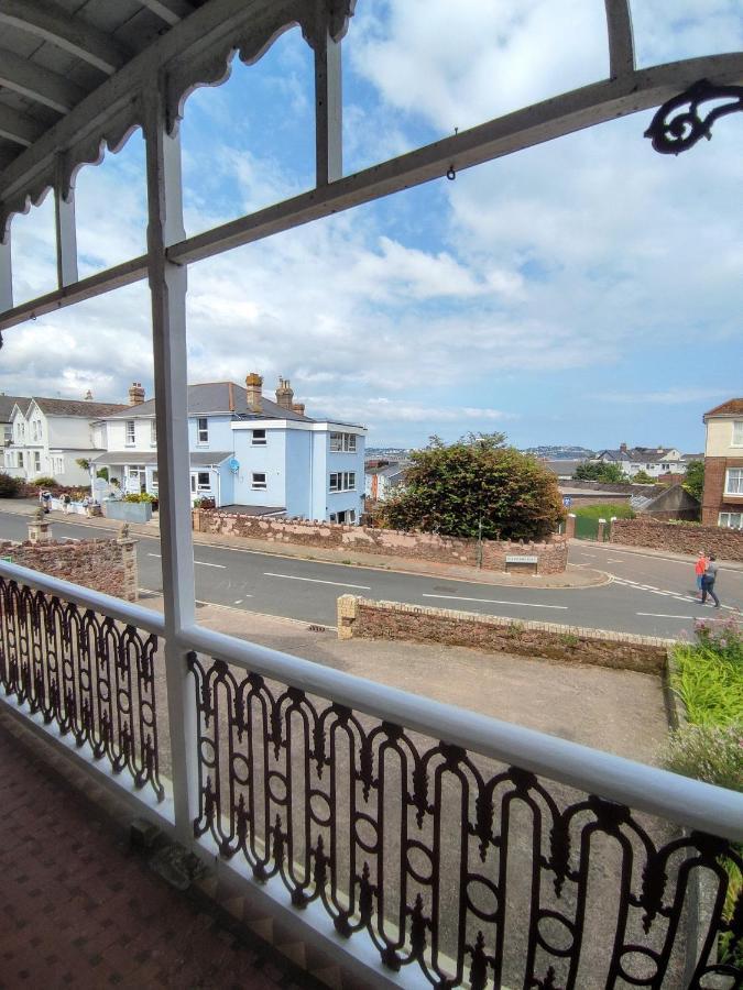 Cleve Court Hotel ペイントン エクステリア 写真
