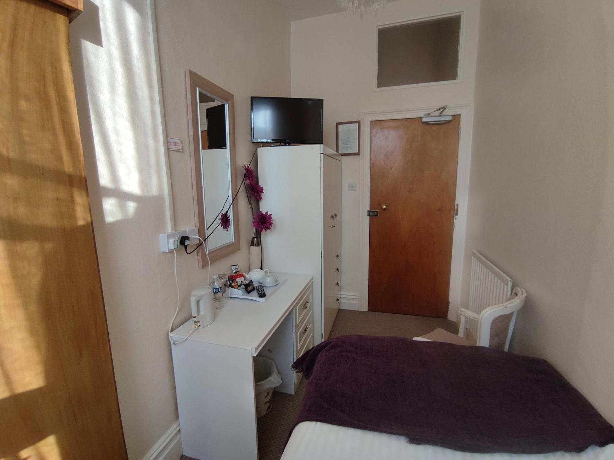 Cleve Court Hotel ペイントン 部屋 写真