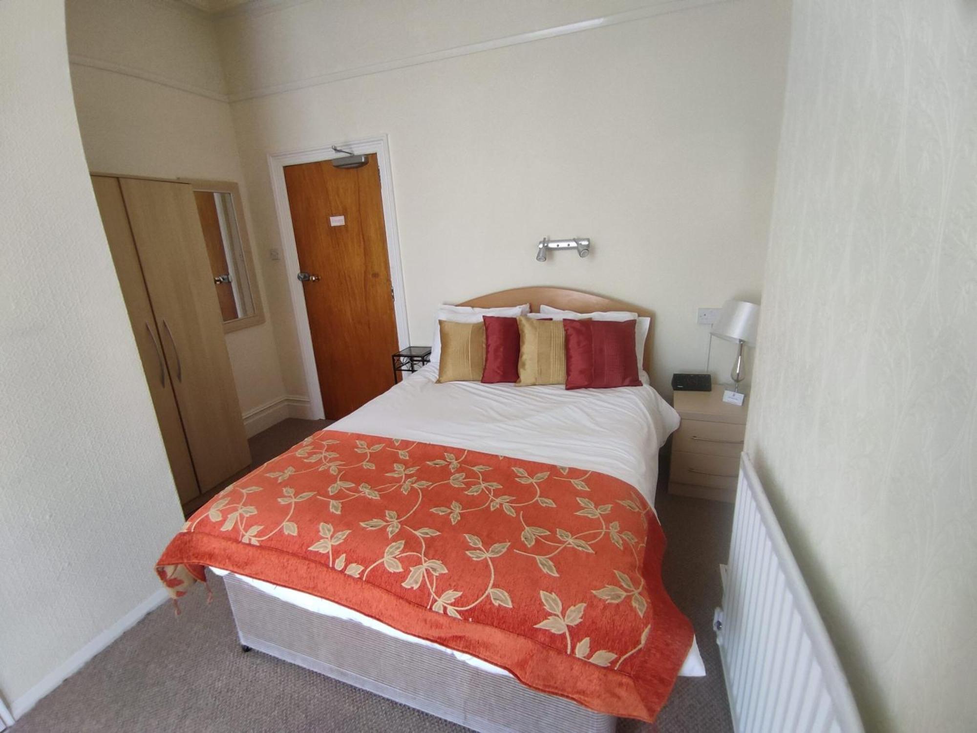 Cleve Court Hotel ペイントン 部屋 写真