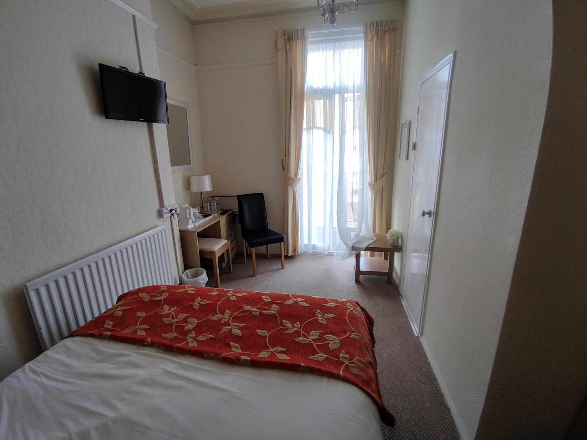 Cleve Court Hotel ペイントン 部屋 写真